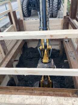 Vorbereitung einer Baugrube für Berstlining