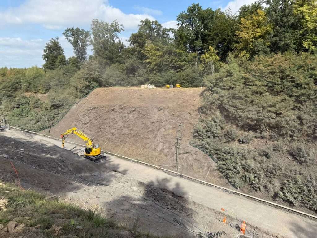 Baustelle vom Hangrutsch Linie S6 
